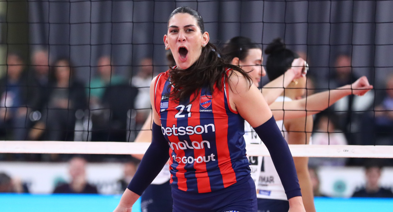 Η Κατερίνα Ζακχαίου πανηγυρίζει στον τελικό του Κυπέλλου Ελλάδας κόντρα στη Θήρα / Πηγή: Intime