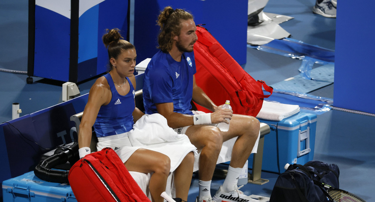 Τσιτσιπάς και Σάκκαρη παίρνουν ανάσες στον πάγκο / Πηγή: Intime