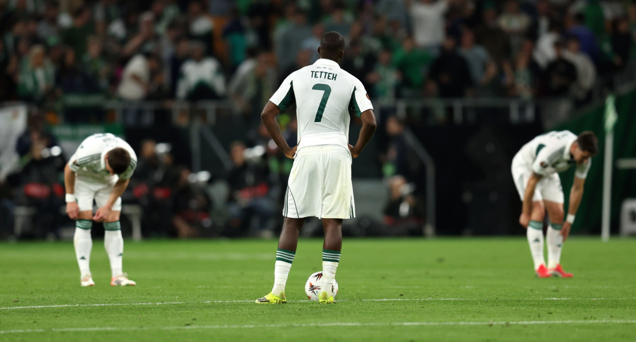 Συντετριμμένοι οι παίκτες του Παναθηναϊκού μετά την ήττα / Πηγή: InTime