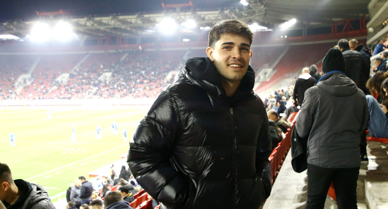 Στο Καραϊσκάκης ο Βισέντε Ταμπόρδα για τον αγώνα της Εθνικής Ελλάδας με την Παραγουάη / Πηγή: InTime