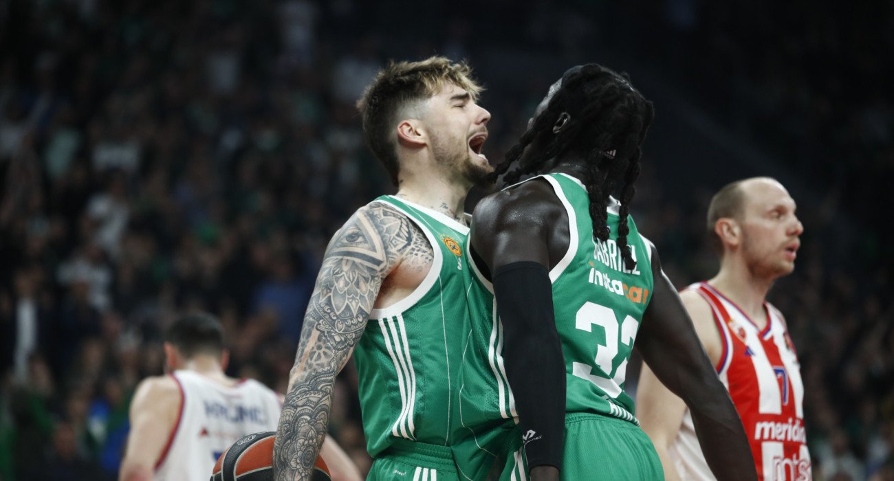 Ο Χουάντσο Ερναγκόμεθ με τον Γουέινιεν Γκέμπριελ απέναντι στον Ερυθρό Αστέρα / πηγή: eurokinissi