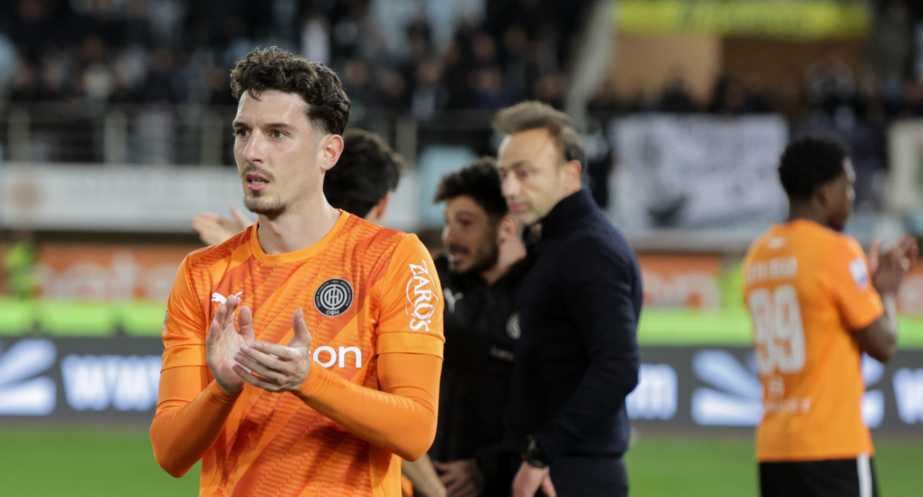 Ο Γιώργος Κανελλόπουλος με τη φανέλα του ΟΦΗ/ΙΝΤΙΜΕ