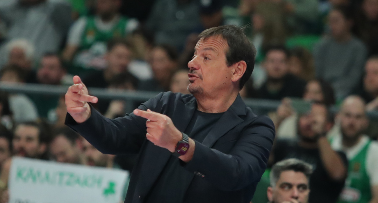 Εκνευρίστηκε με τους παίκτες του ο Αταμάν / Eurokinissi