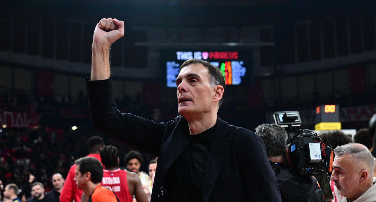 Ο Γιώργος Μπαρτζώκας στην αναμέτρηση με την Φενέρ / πηγή: eurokinissi