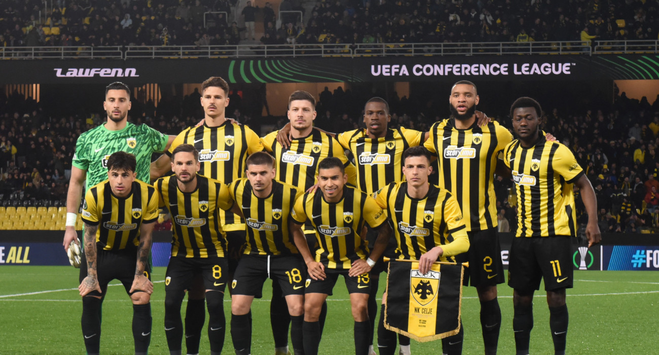 Οι ποδοσφαιριστές της ΑΕΚ πριν την αναμέτρηση με την Τσέλιε / Πηγή: Eurokinissi