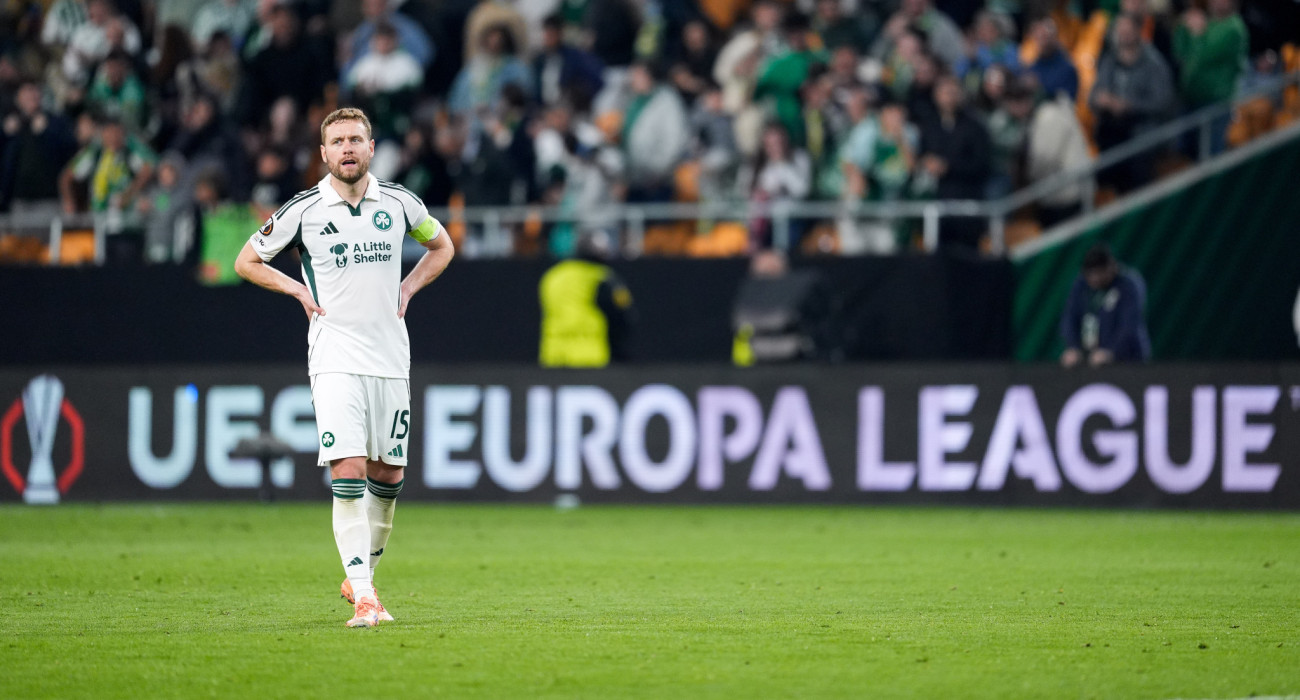 Ο Ίνγκι Ίνγκασον απογοητευμένος στο παιχνίδι του Παναθηναϊκού με την Μπέτις / Πηγή: Eurokinissi