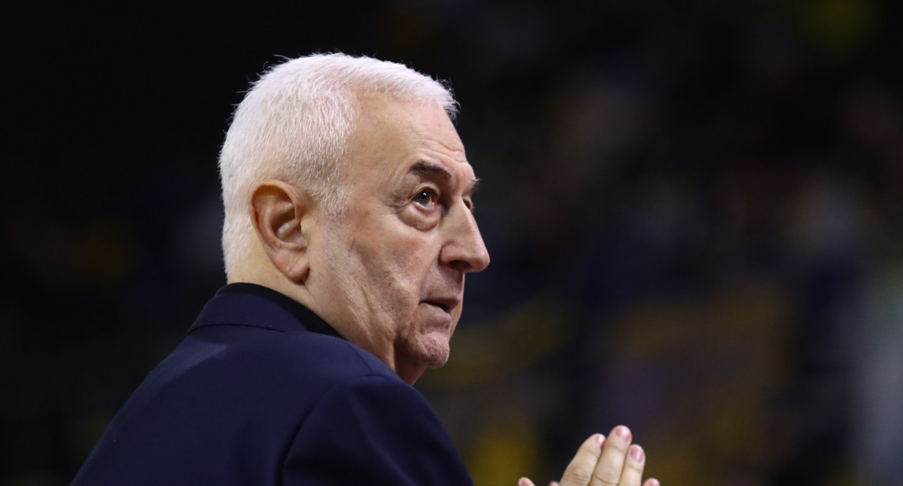 Ο Ντράγκαν Σάκοτα δήλωσε ευχαριστημένος από την προσπάθεια των παικτών του μετά τη νίκη της ΑΕΚ κόντρα στον Ηρακλή/Πηγή: Eurokinissi