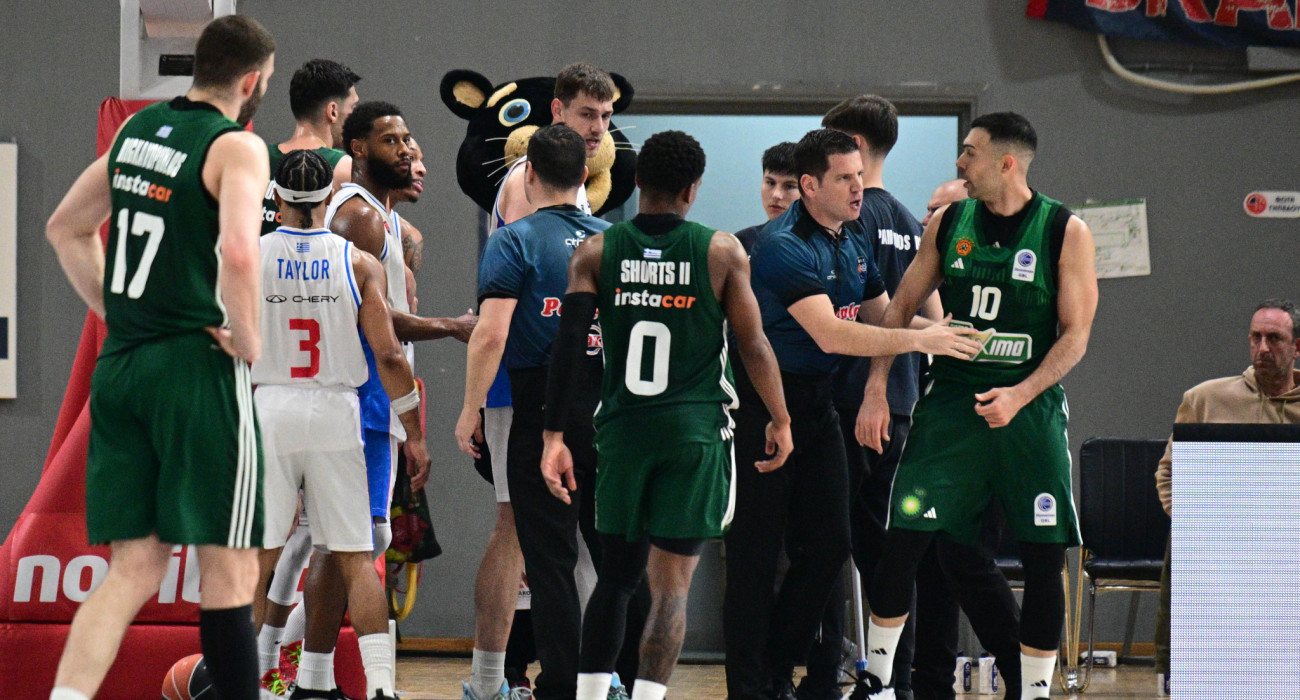 Η ένταση μεταξύ Σλούκα και Τόμασον / πηγή: eurokinissi