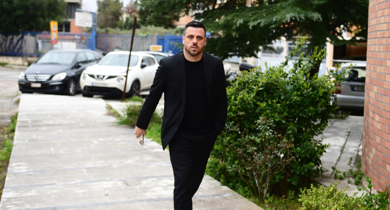 Ο Αντελίνο Βιεϊρίνια στην κλήρωση των playoffs της Stoiximan Super League / Πηγή: Eurokinissi