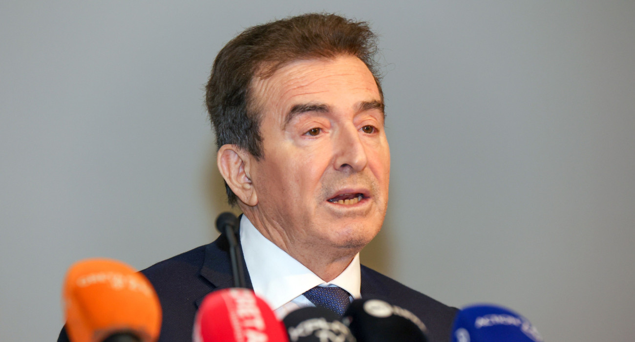 Ο υπουργός Προστασίας του Πολίτη, Μιχάλης Χρυσοχοΐδης θα μιλήσει για την πορεία των ερευνών στην υπόθεση δολοφονίας του Κλεομένη / Πηγή: Intim