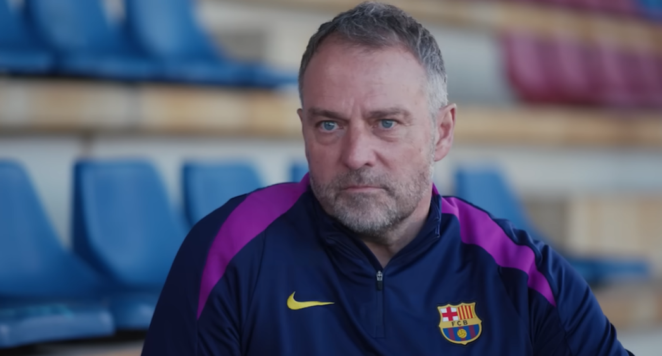 Ο Χάνσι Φλικ στην προπόνηση της Μπαρτσελόνα / Screenshot