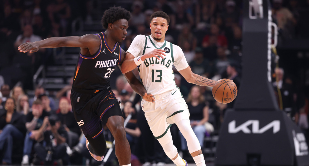 Οι Μιλγουόκι Μπακς επέστρεψαν στις νίκες κόντρα στους Φοίνιξ Σανς/Photo by Chris Coduto/Getty Images