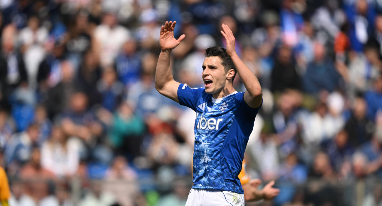 Ο Τάσος Δουβίκας πανηγυρίζει το γκολ του στο Κόμο-Πίζα / Πηγή: Imago