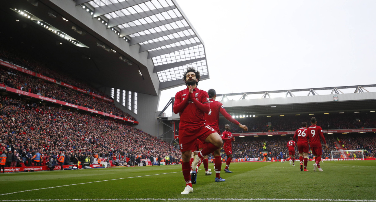 Ο Μοχάμεντ Σαλάχ με τον... viral πανηγυρισμό του μετά το τρομερό γκολ του σε ένα Λίβερπουλ - Τσέλσι για την Premier League 2018/19 / Πηγή: Imago