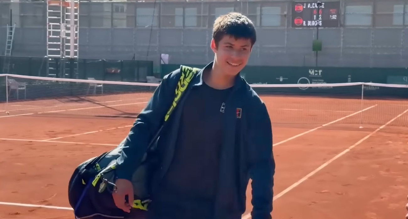 Ο Τζέιμι Αλκαράθ μετά την κατάκτηση του Murcia U15 Challenger / Screenshot