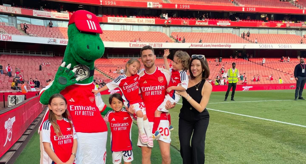 Ο Ζορζίνιο με την οικογένειά του / Πηγή: @catcavelli