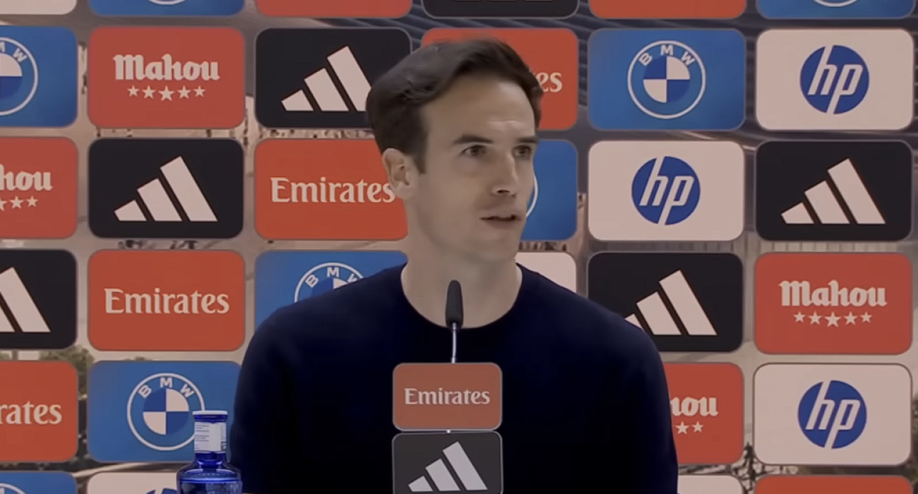 O προπονητής της Ράγιο Βαγιεκάνο, Ινίγκο Πέρεθ / Screenshot