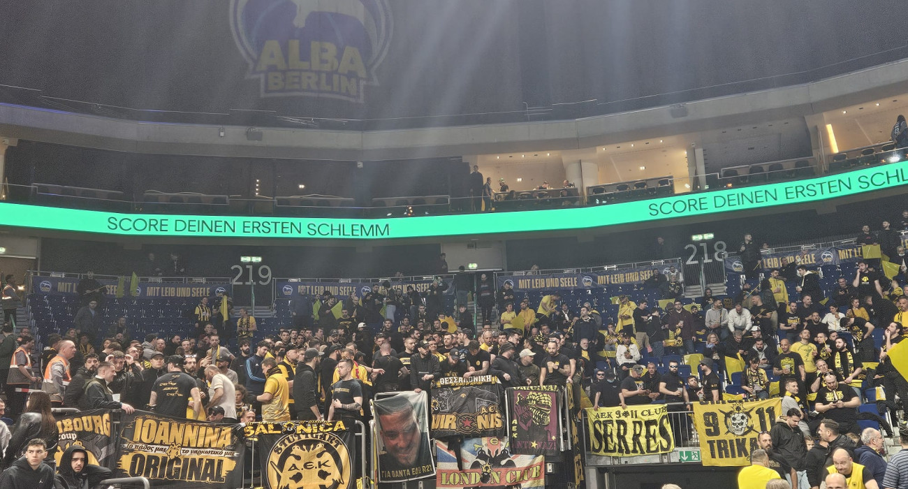 Ο κόσμος της ΑΕΚ στο Βερολίνο - Πηγή: Athletiko