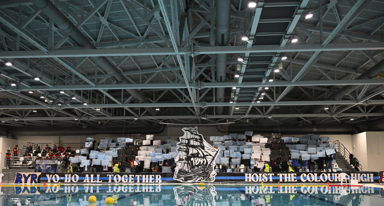 Οι φίλοι του Απόλλωνα στο στο κολυμβητήριο του Παλαιού Φαλήρου / Πηγή: Apollonwaterpolo,gr