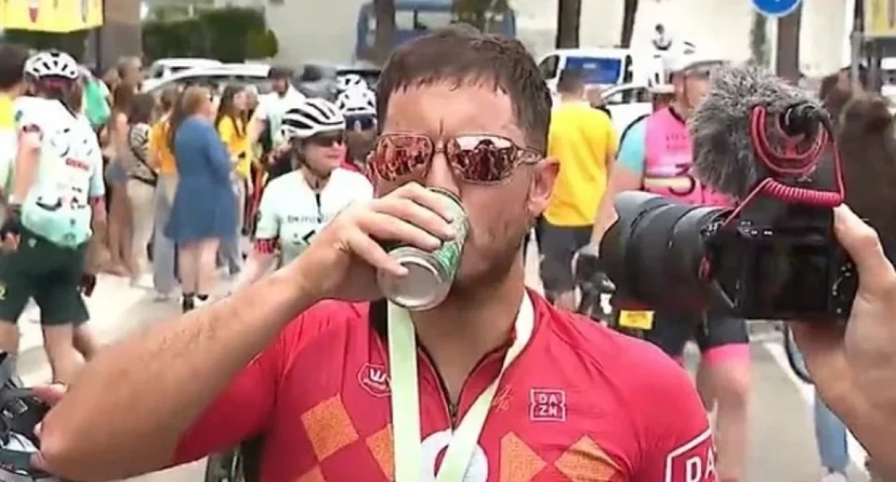 Ο Εντέν Αζάρ και ο viral πανηγυρισμός του / Screenshot