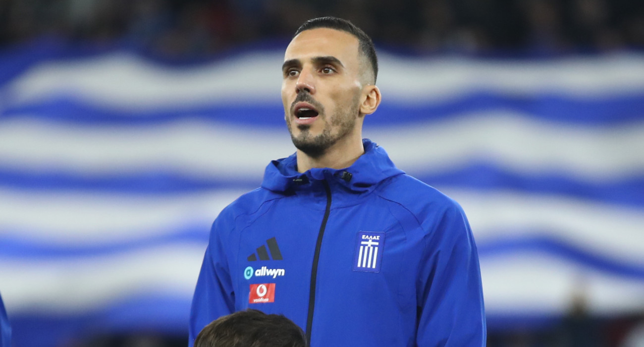 Ο Δημήτρης Κουρμπέλης στον αγώνα της Εθνικής κόντρα στην Παραγουάη / Πηγή: Intime