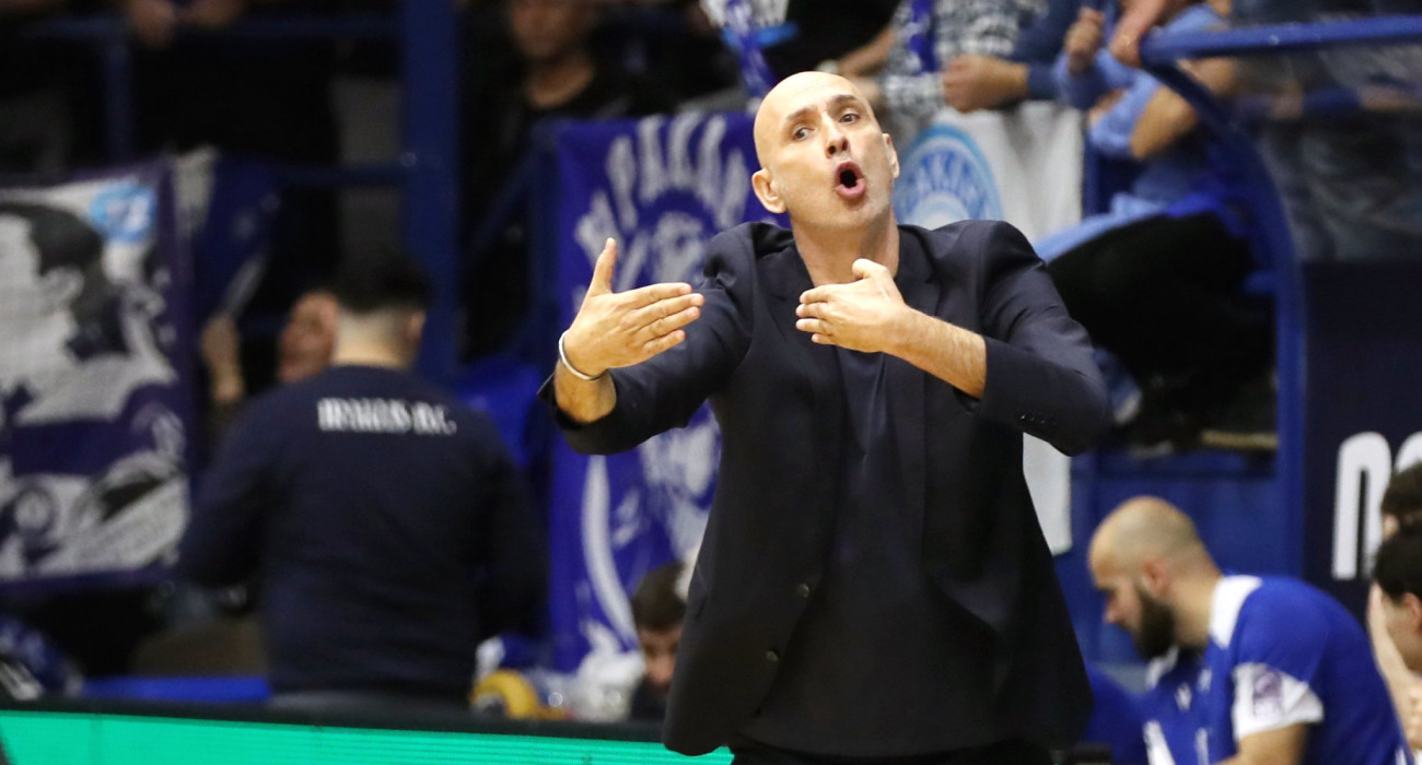 Ο Ζόραν Λούκιτς απέναντι στο Μαρούσι / πηγή: intime