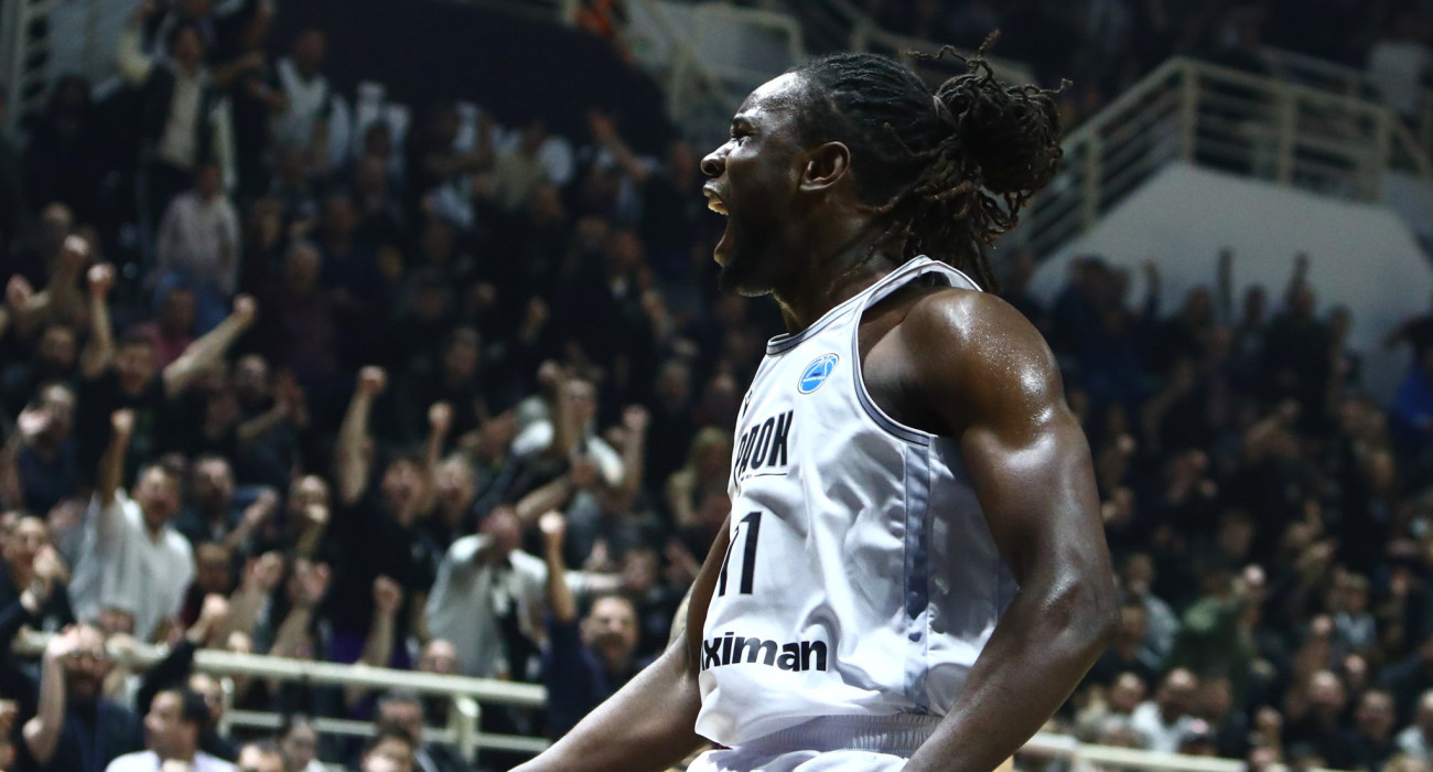 Ο Ομορούγι πανηγυρίζει έξαλλα στη μεγάλη νίκη του ΠΑΟΚ επί της Μούρθια / Πηγή: Eurokinissi