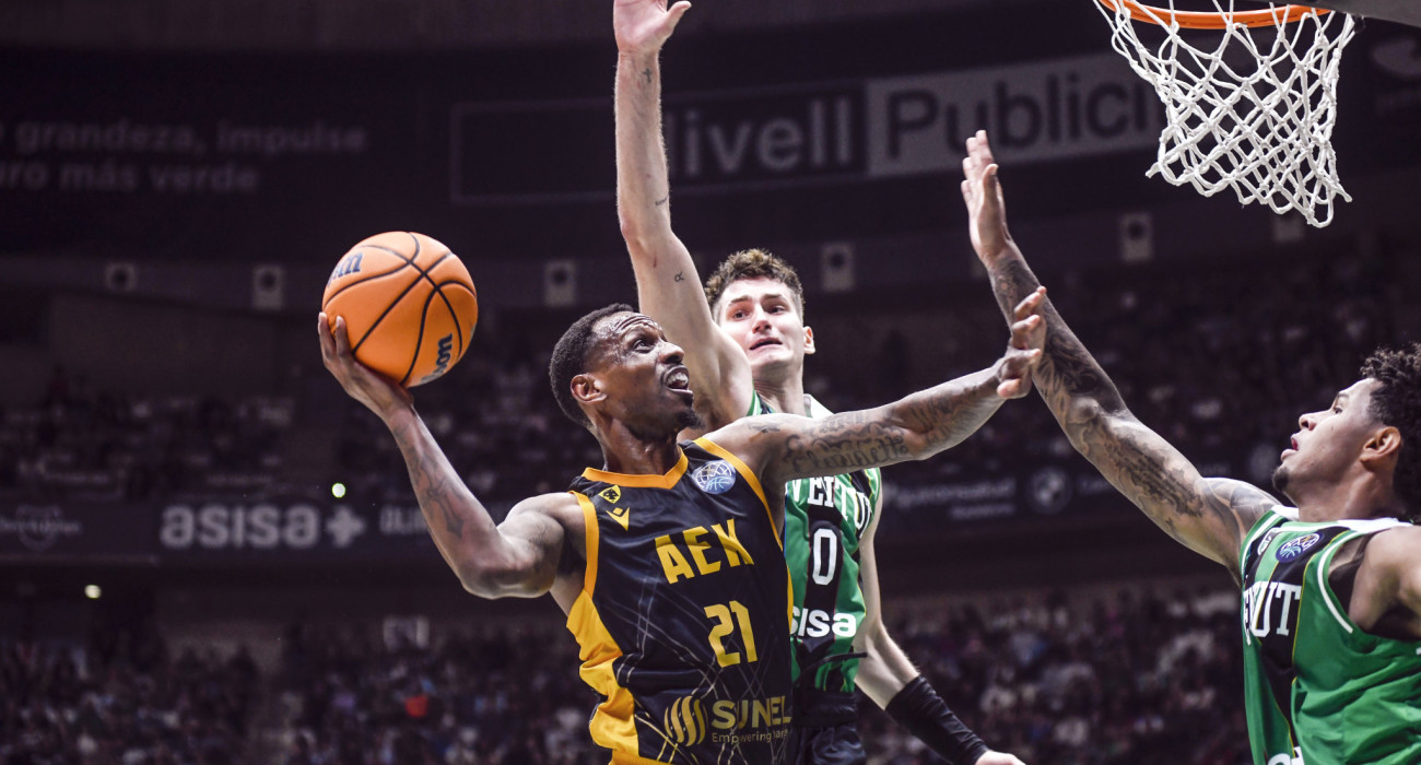 Ο Τζέιμς Νάναλι - Πηγή: Intime