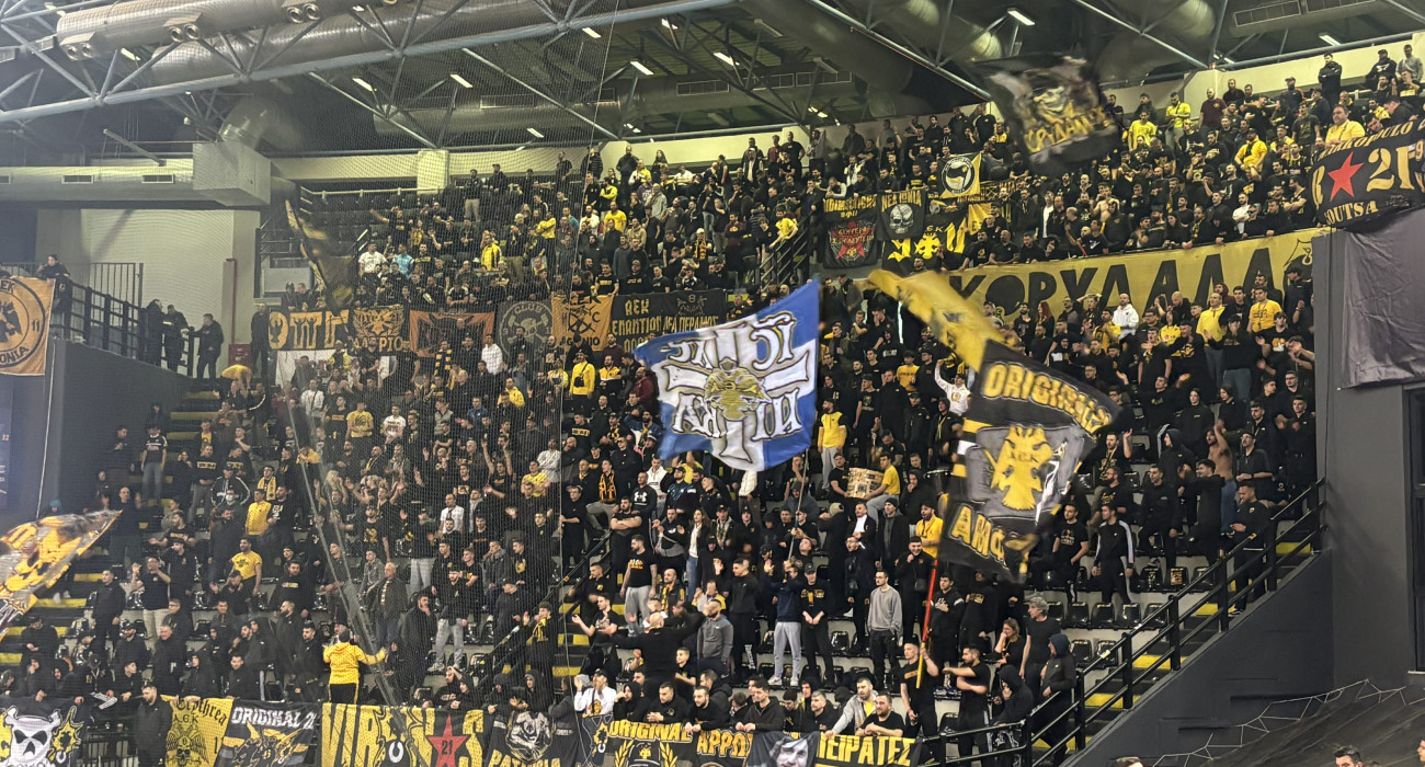 Δυναμική παρουσία του κόσμου της ΑΕΚ: Πάνω από 7.000 στη Sunel Arena (video)