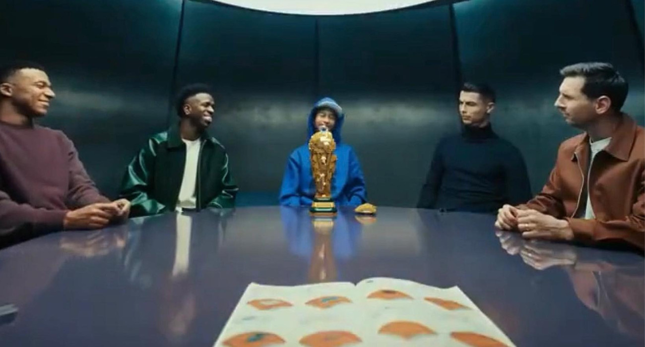 Μέσι, Κριστιάνο, Μπαπέ και Βινίσιους σε διαφήμιση της Lego / Screenshot