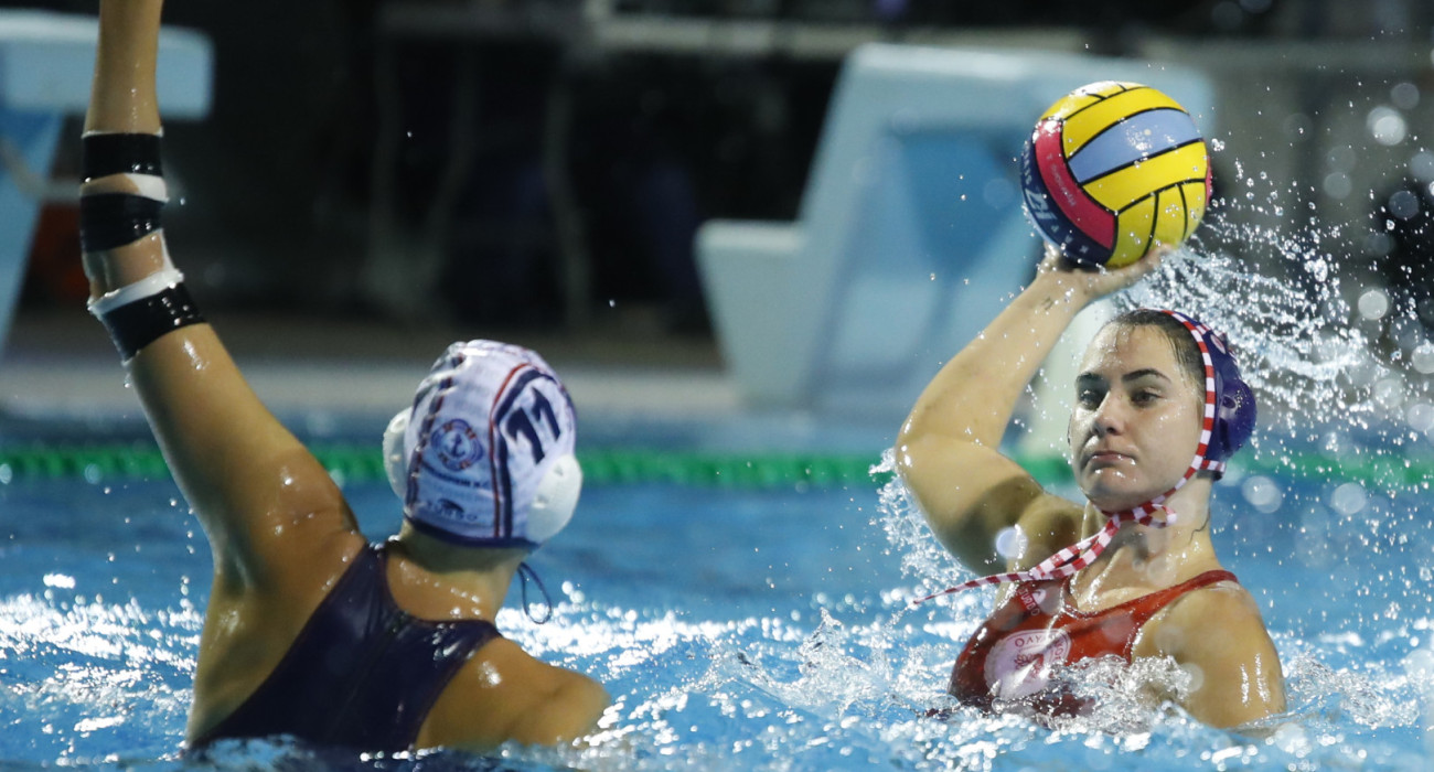 Επίθεση της Τριχά του Ολυμπιακού κόντρα στη Βουλιαγμένη / Πηγή: Eurokinissi