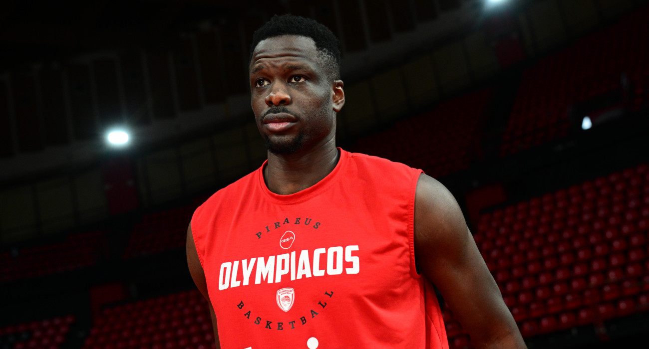 Με Φαλ η δωδεκάδα του Ολυμπιακού για το ματς με Βιλερμπάν