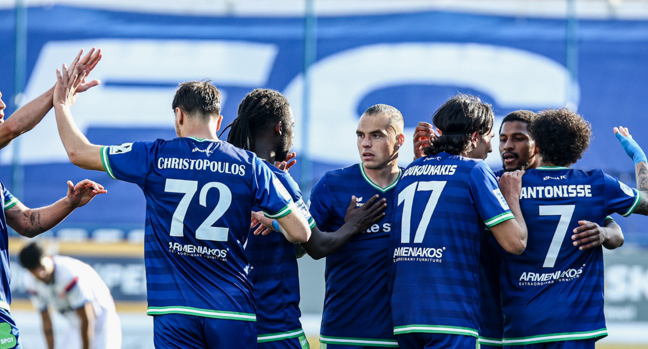 Ο Χόρχε Πόμπο με τους συμπαίκτες του στη Κηφισιά / Πηγή: Eurokinissi