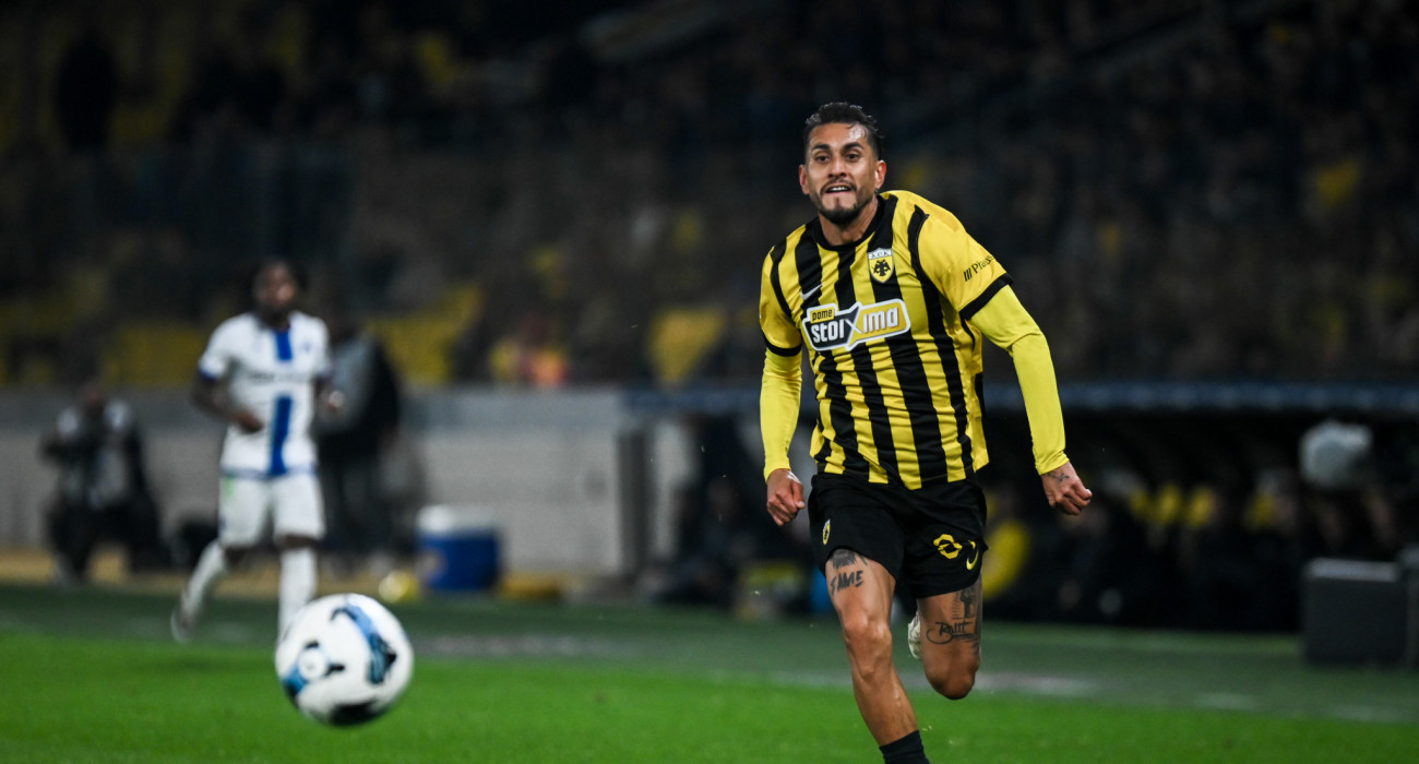 Ο Ρομπέρτο Περέιρα σε αγώνα της ΑΕΚ / Πηγή: Eurokinissi