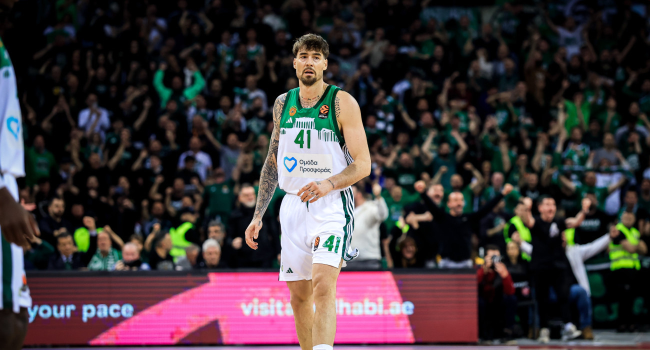 Ο Χουάντσο Ερνανγκόμεθ στην αναμέτρηση απέναντι στη Χάποελ Τελ Αβίβ / Πηγή: Eurokinissi