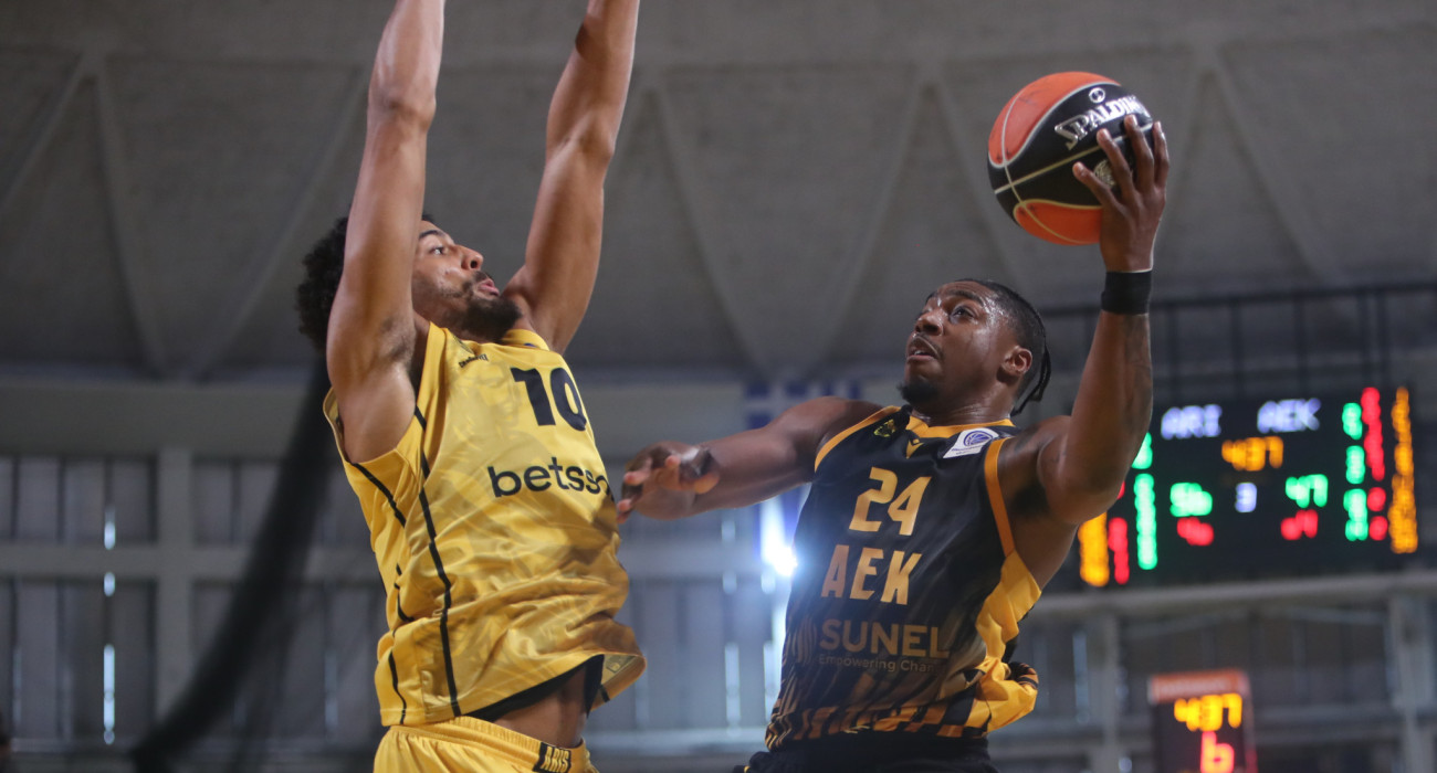 Άρης - ΑΕΚ / πηγή: eurokinissi