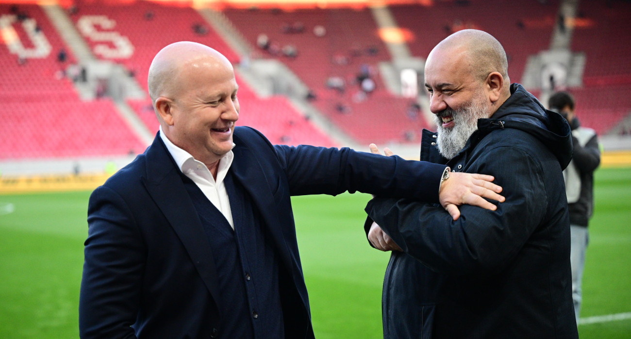 Ο Μάρκο Νίκολιτς με τον Κώστα Καραπαπά πριν το Ολυμπιακός-ΑΕΚ / Πηγή: Intime