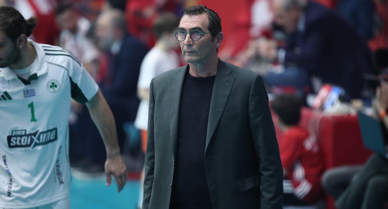 Ο προπονητής του Παναθηναϊκού, Δημήτρης Ανδρεόπουλος, στον αγώνα με τον Ολυμπιακό / Πηγή: Intime