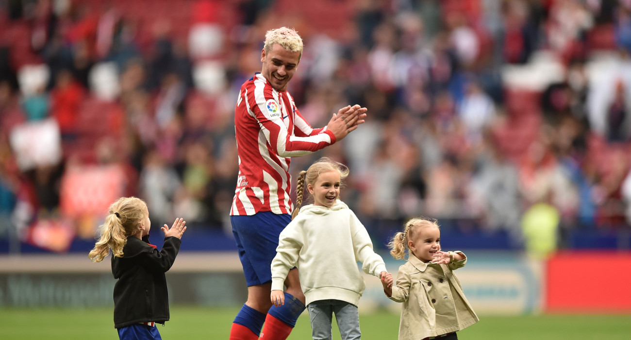 Ο Αντουάν Γκριεζμάν και τα... κορίτσια του / Πηγή: Denis Doyle/Getty Images