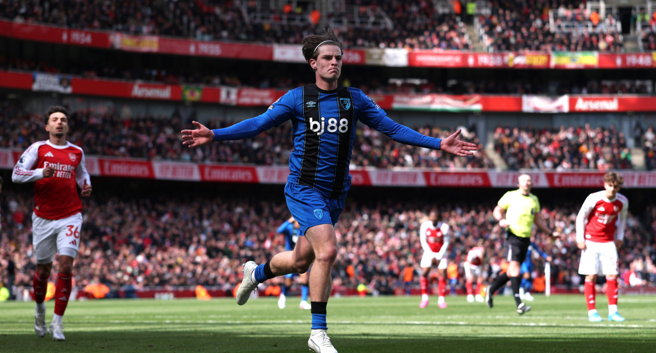 Με «χρυσό» σκόρερ τον Σκοτ, η Μπόρνμουθ πήρε το διπλό της χρονιάς επί της Άρσεαλ / Πηγή: Photo by Justin Setterfield/Getty Images