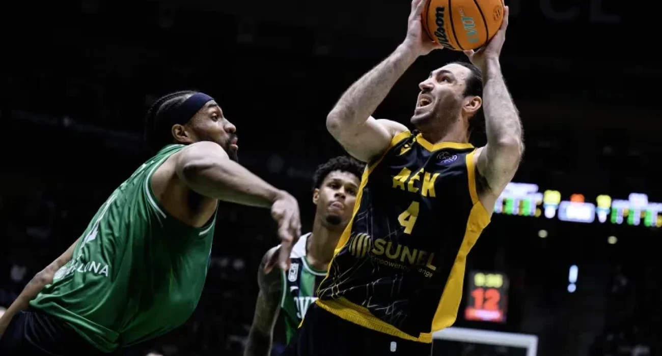 Κάκωση ο Κατσίβελης, τράβηγμα ο Χαραλαμπόπουλος στην ΑΕΚ