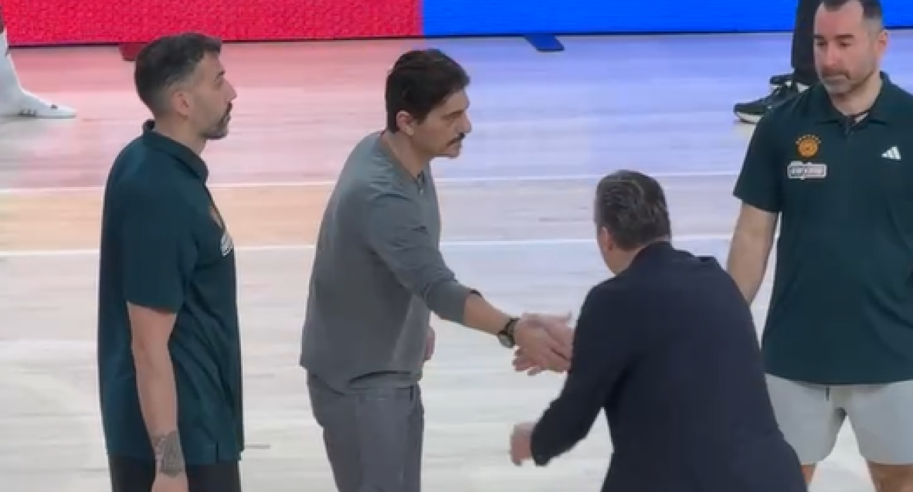 Ο Δημήτρης Γιαννακόπουλος στο Palau Blaugrana /printscreen