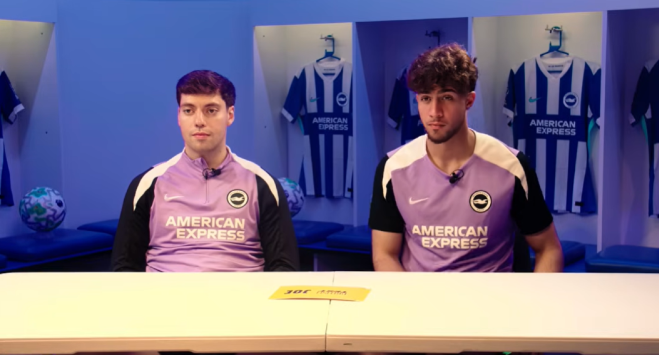 Ο Στέφανος Τζίμας μαζί με τον Μπάμπη Κωστούλα / Screenshot