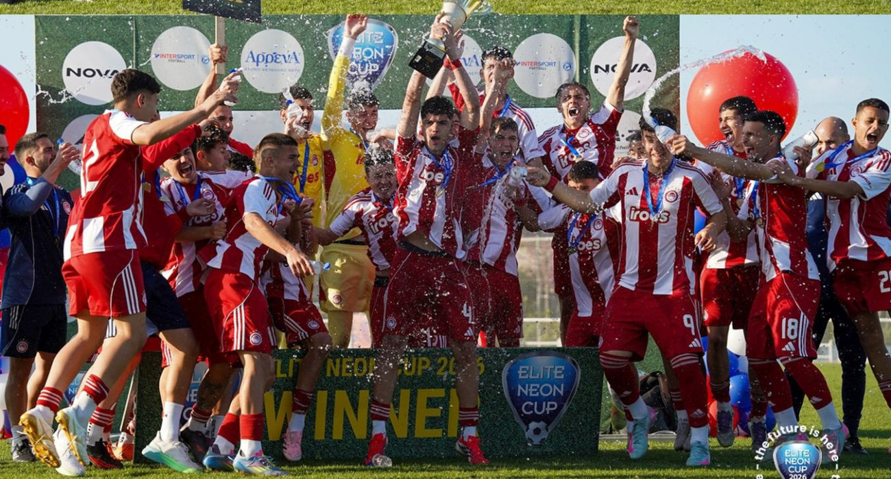 Για δεύτερη διαδοχική σεζόν στην κορυφή του Elite Neon Cup η Κ16 του Ολυμπιακού / Πηγή: Elite Neon Cup