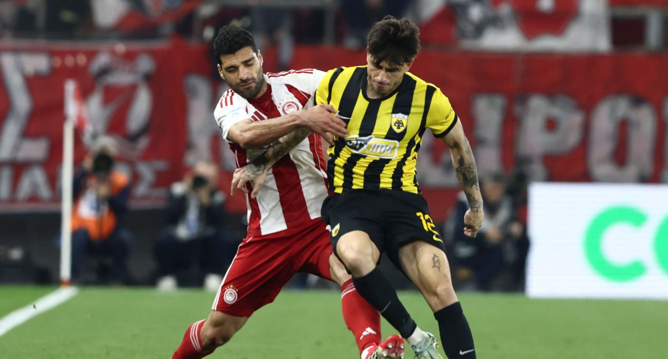 Ο Λάζαρος Ρότα σε μονομαχία με τον Ταρέμι του Ολυμπιακού / Πηγή: Intime