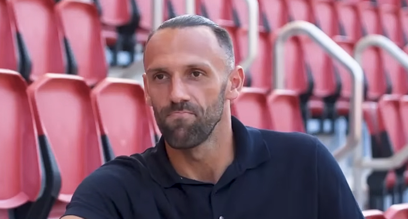 Ο Βέντατ Μουρίκι κατά την διάρκεια συνέντευξης του / Screenshot