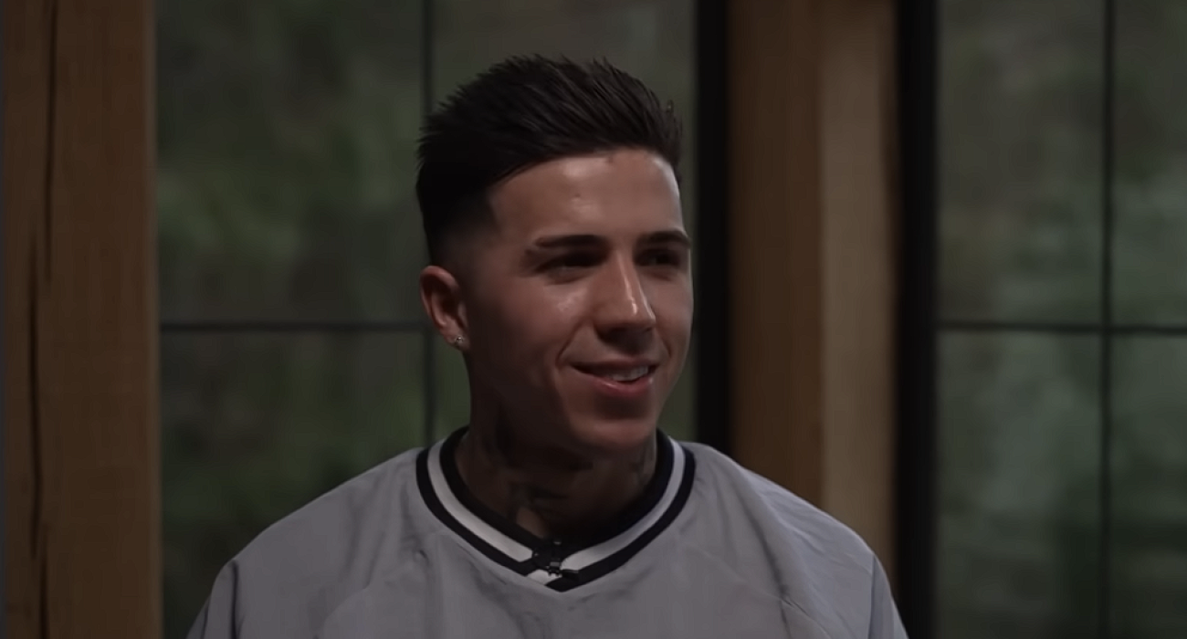 Ο Έντσο Φερνάντες / Screenshot