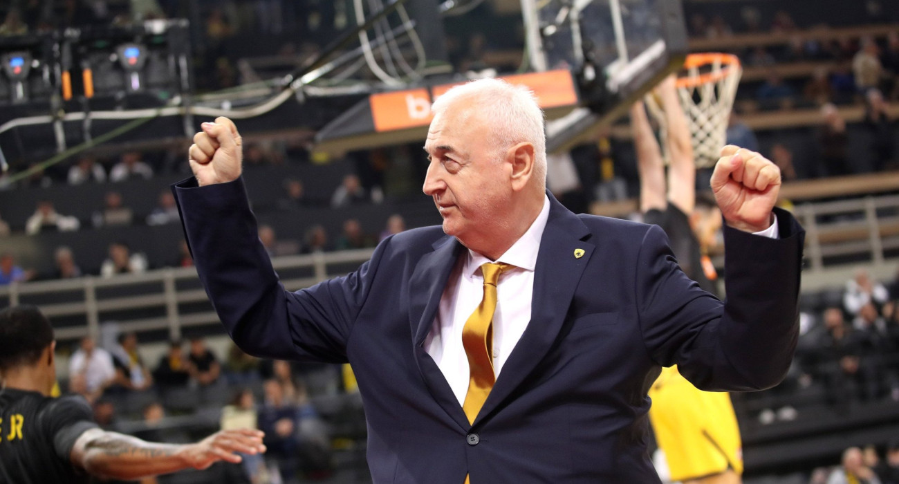 Ντράγκαν Σάκοτα, 52 χρόνια στους πάγκους: Το ιστορικό πρώτο φύλλο αγώνα ως προπονητής