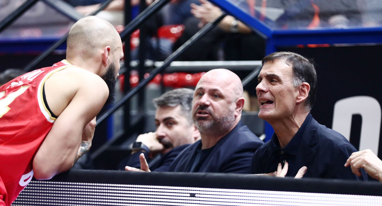 Το βλέμμα του Μπαρτζώκα στην κερκίδα του Πανιωνίου και η αντίδρασή του