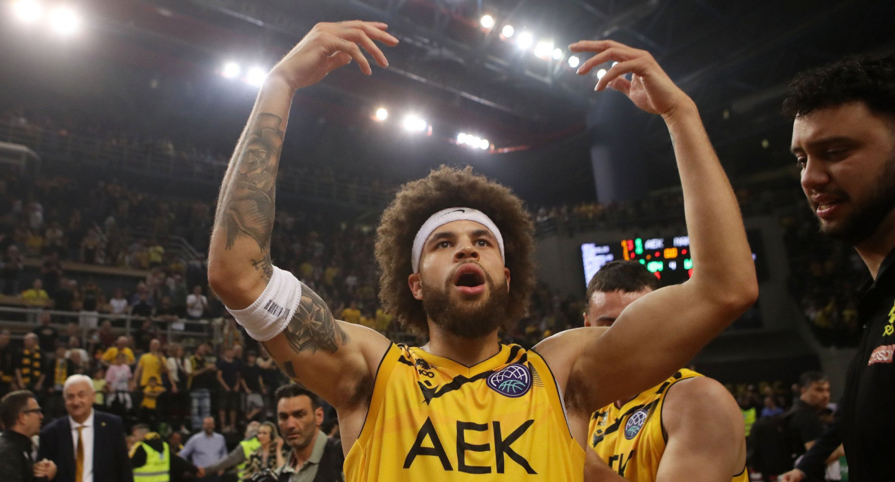 Ατόφιος ηγέτης: Ο Χάντερ Χέιλ πήρε στις πλάτες του την ΑΕΚ και την έστειλε Final 4